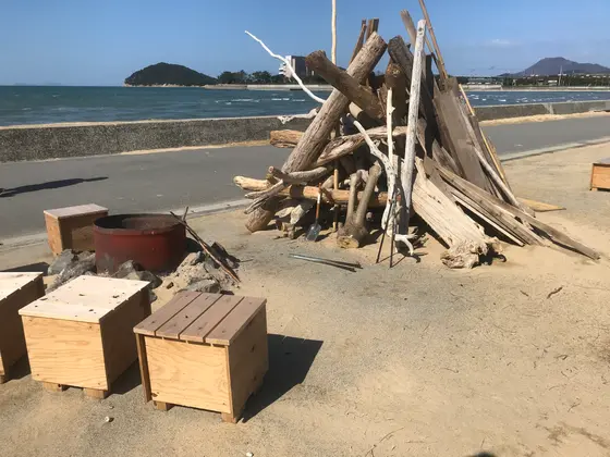 焚き木？