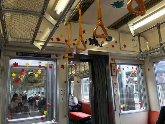 車内の装飾