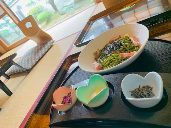 茶そばカルボナーラ