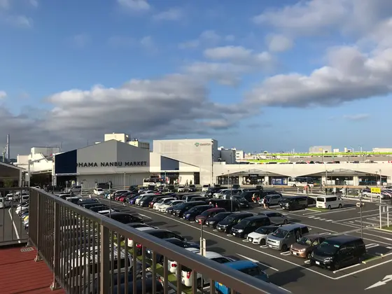 ブランチ横浜遠景