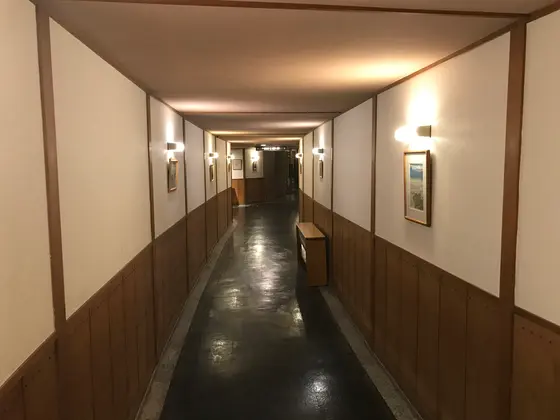 大浴場に続く廊下