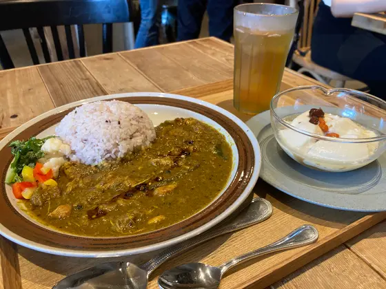 カレーと桂花杏仁