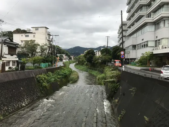 大川のせせらぎ