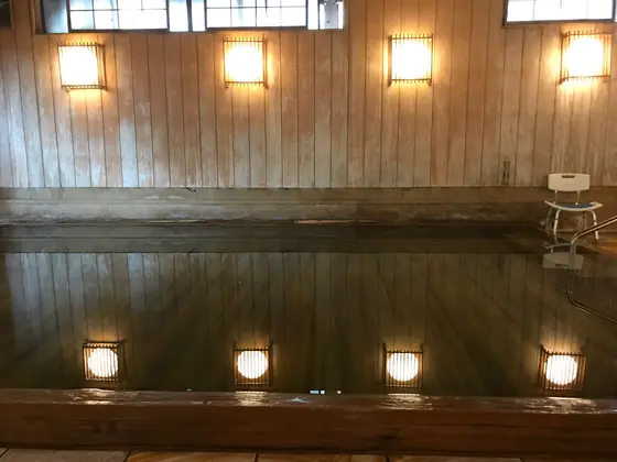 さてと、そろそろ飯ですな。