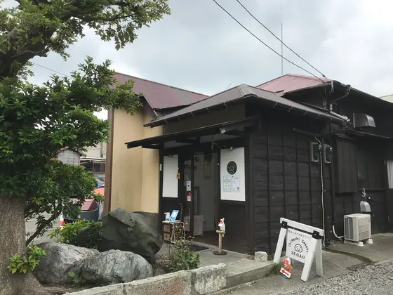 営業日が変則的なパン屋さん。