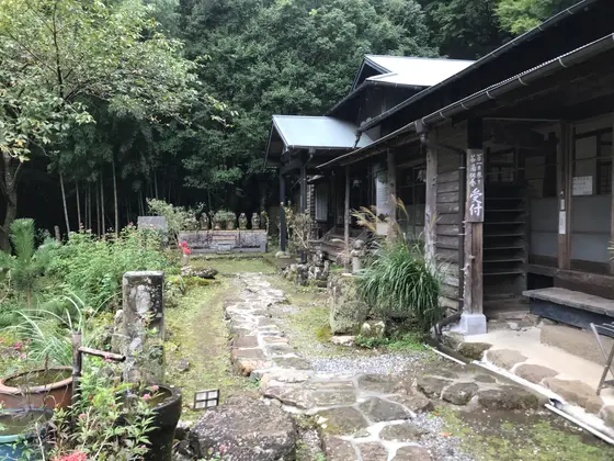 茶湯寺 本殿