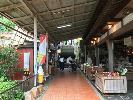 参道に戻りました。