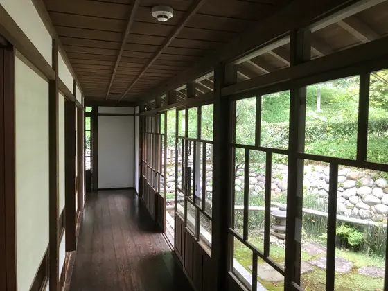 とはいえ、中々出れないw