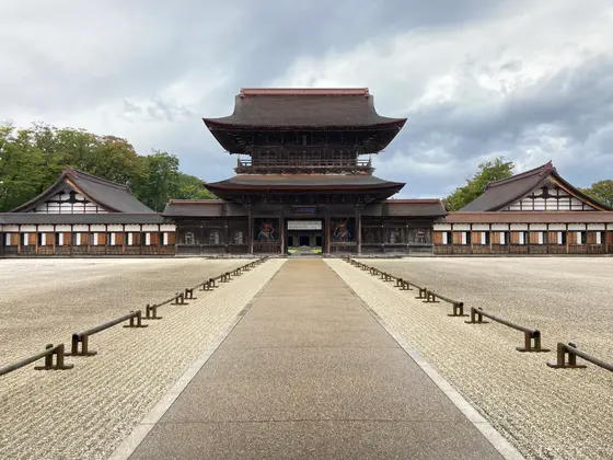 山門(国宝)