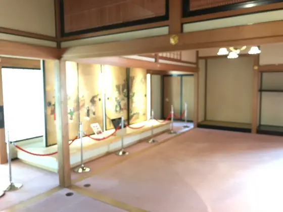 御用邸も縮小