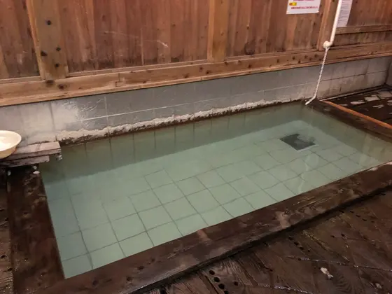 浴場内