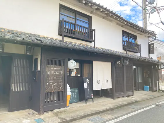 周囲の建造物とマッチしてステキです