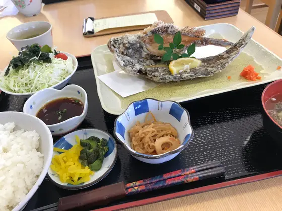 カサゴとシタビラメ唐揚げ定食