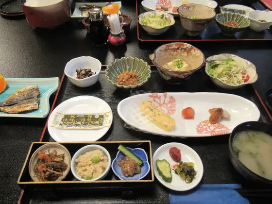 朝食