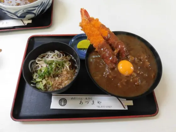 エビフライカレー丼