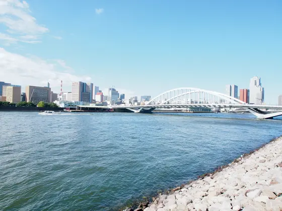隅田川と築地大橋