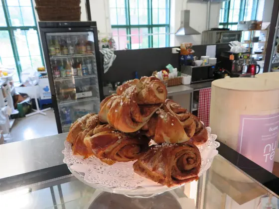 焼きたてシナモンロール