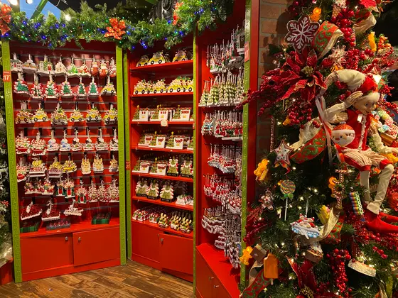 可愛いクリスマスの小物はここでGET！