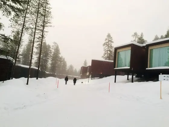 自然の中の宿泊棟