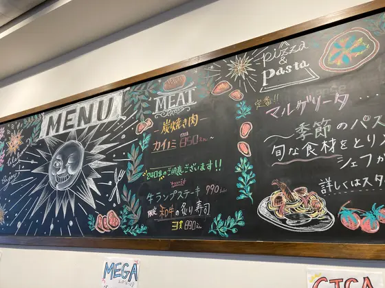 店内　黒板メニューが可愛い