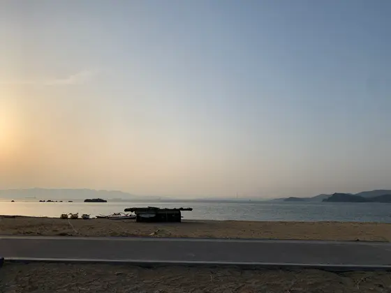 波の音を聞きながら・・・
