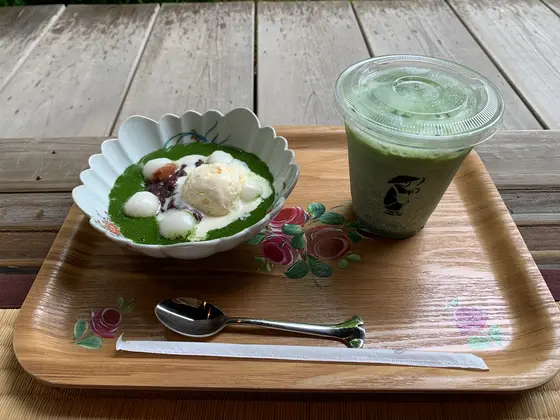 クリーム白玉宇治金時と抹茶オレ