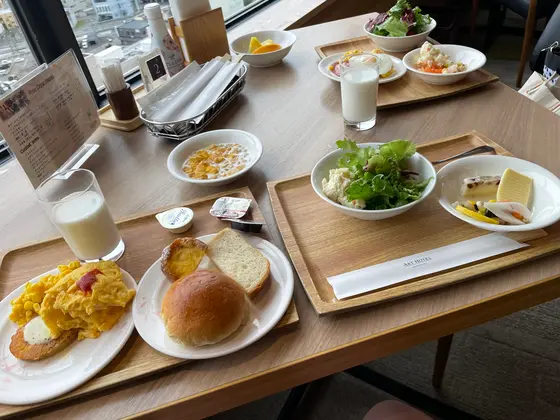 朝ご飯しっかり食べます。