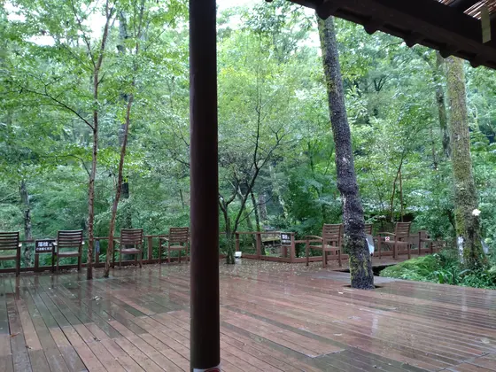 宿泊は滞在時間が長い。
