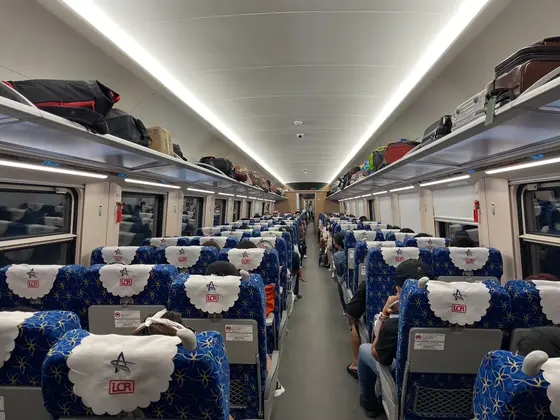列車は全車指定席🚃