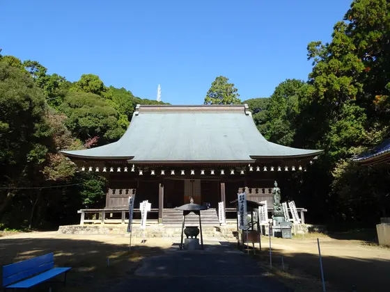 財貨寺総本堂　総欅造九間四面