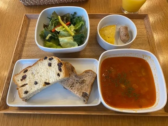 朝食