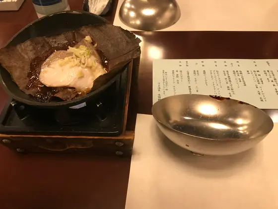 夕食　ぶりの朴葉味噌焼き