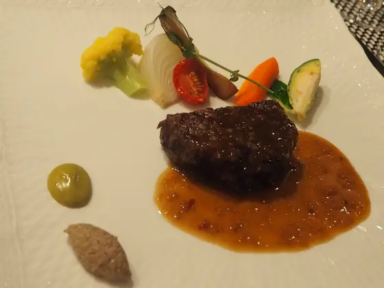 牛肉のヒレステーキ