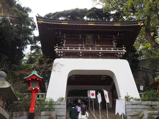 瑞心門