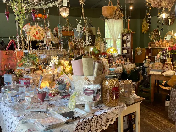 併設の雑貨屋さん