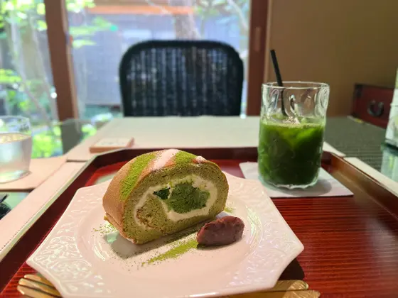 抹茶のロールケーキセット  グリーンティー