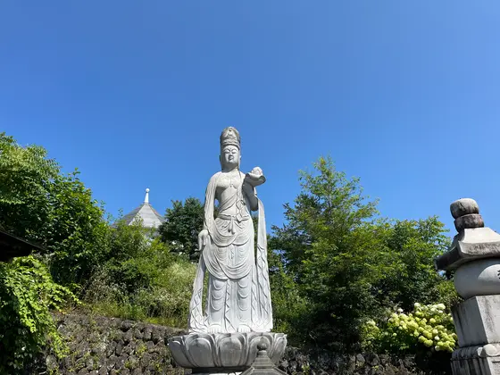最近できた観音像です