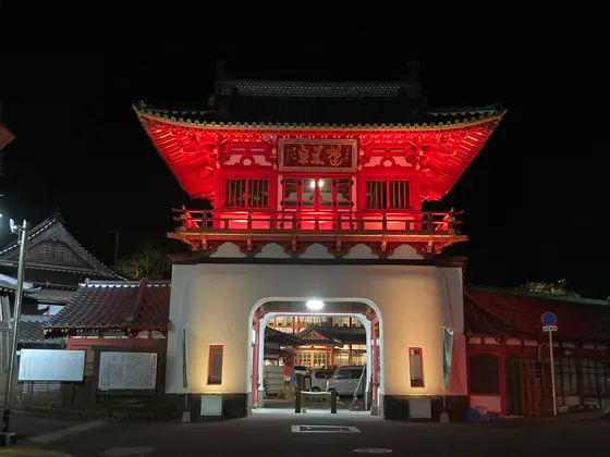 夜も雰囲気よろし