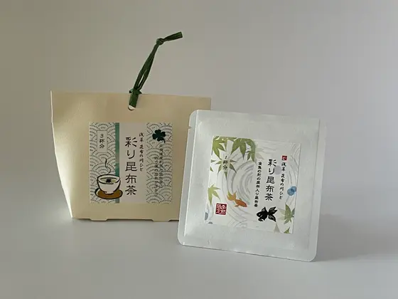 彩り昆布茶「クローバー」3杯分 税込540円／「金魚」1杯分 税込216円