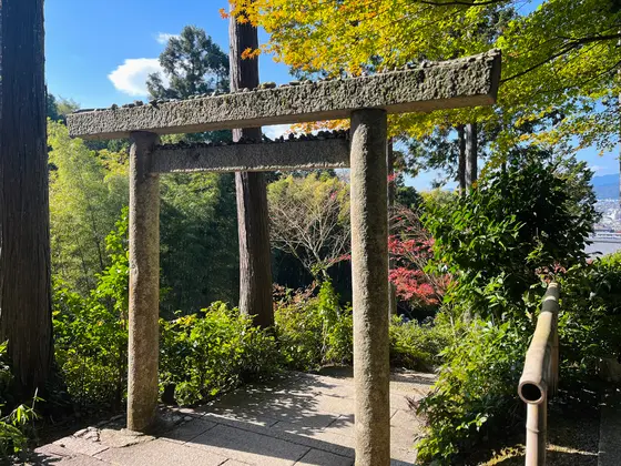 裏山