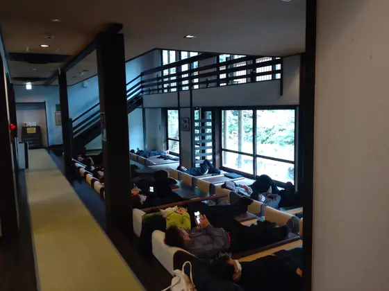 ざしきぼっこ一階