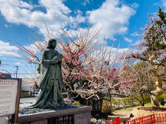 菅公の母子像