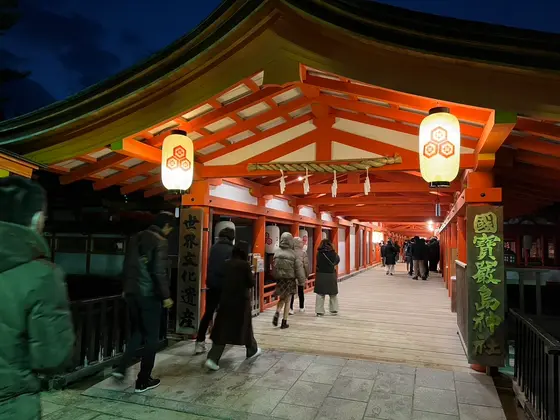 朝の6:30から参拝