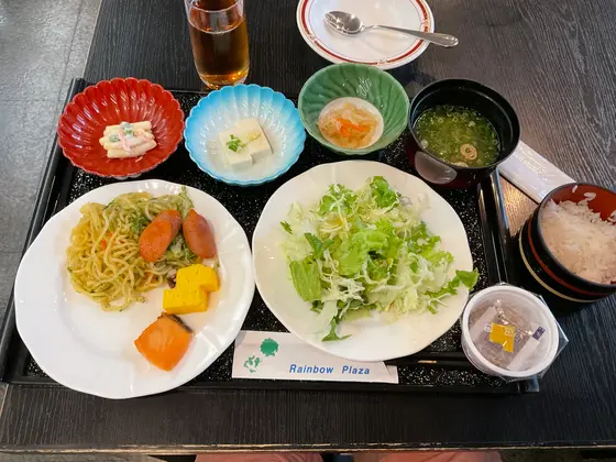 朝食バイキング