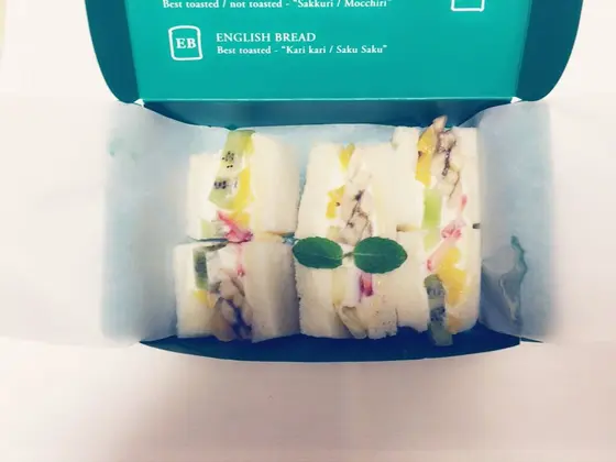 フルーツサンド