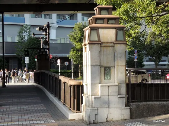 堀川にかかる谷戸橋