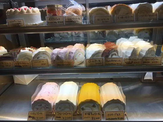 とにかくロールケーキがたくさん！