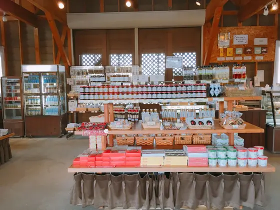 ギフトショップも沢山😊