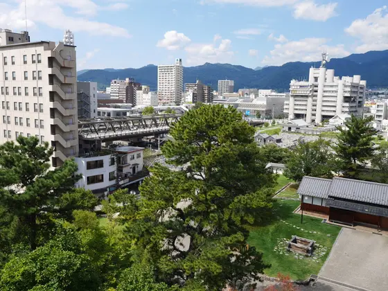 甲府の町並みが一望できます。
