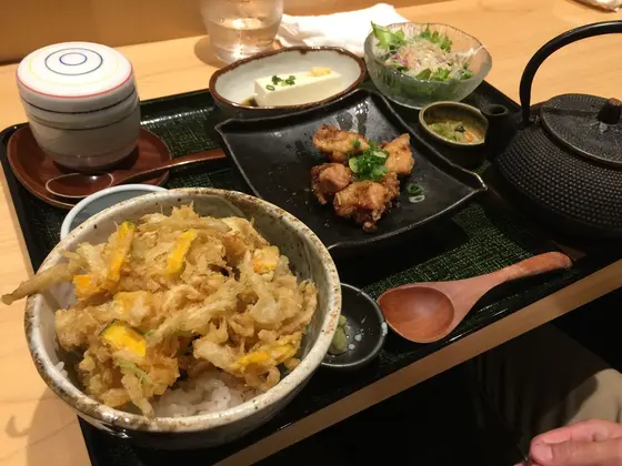 鶏塩麹唐揚げと天茶御膳